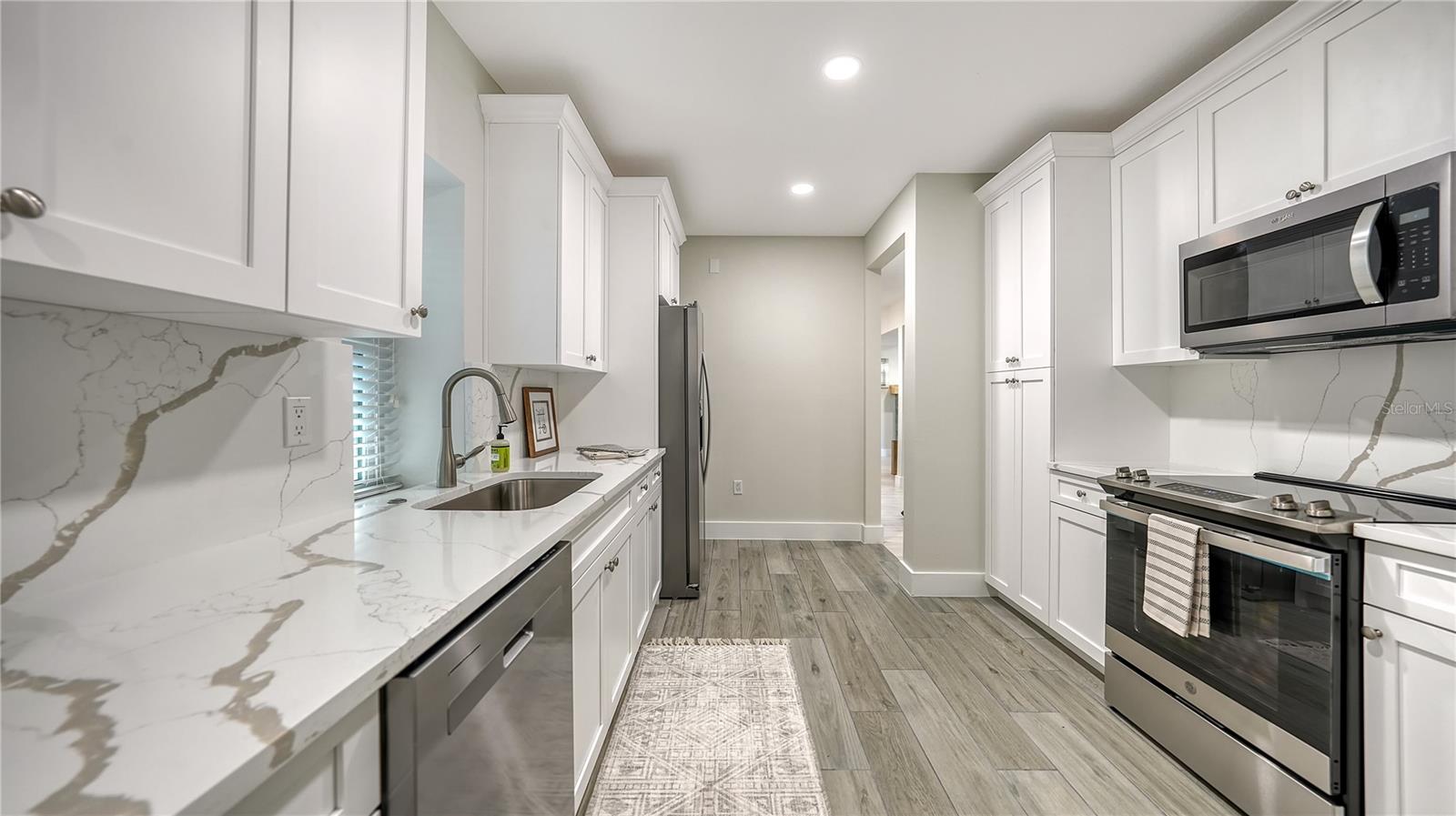 Image 15 of 50 For 1901 Morrill Street