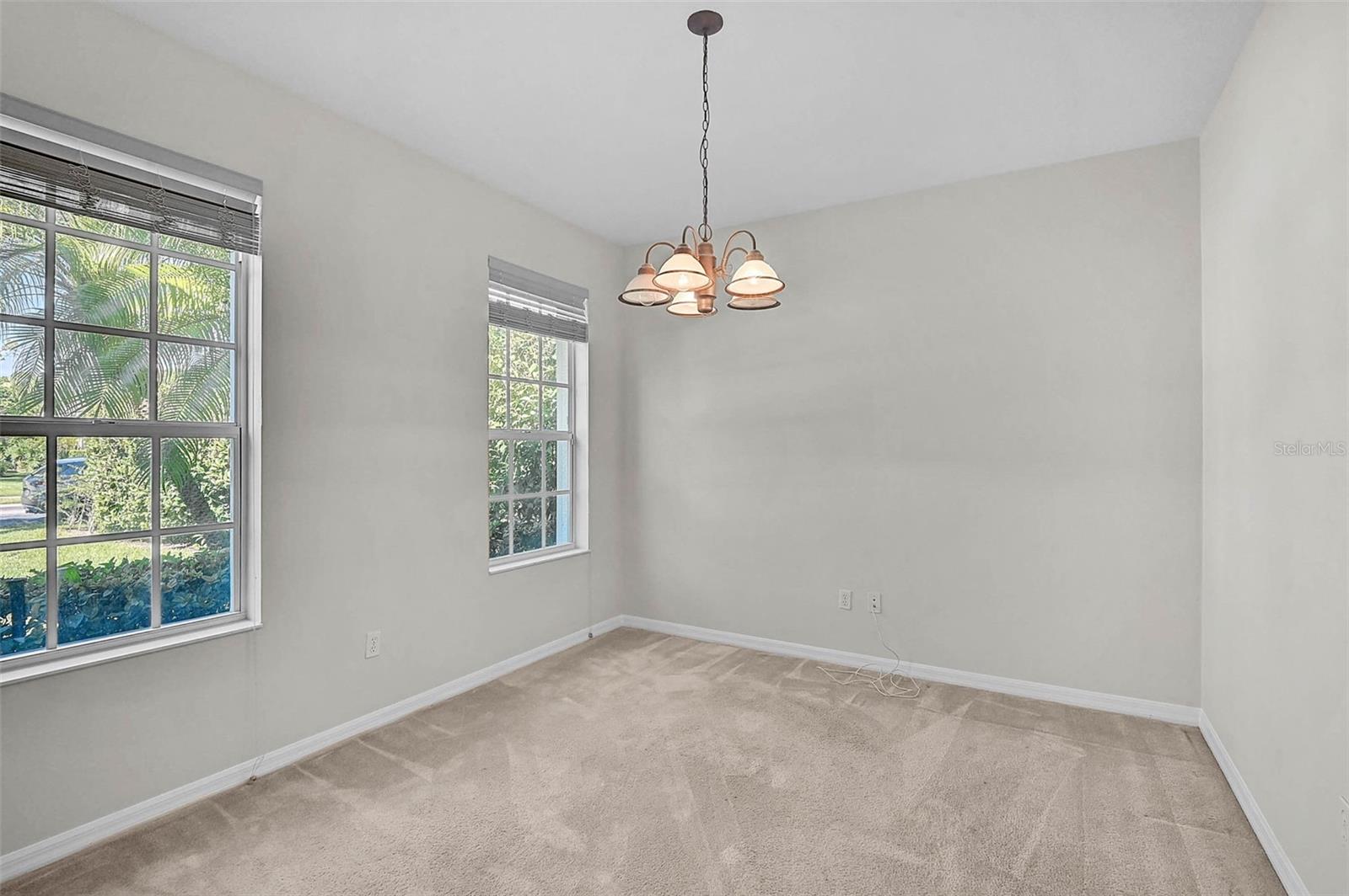 Image 11 of 34 For 7815 Ashley Circle