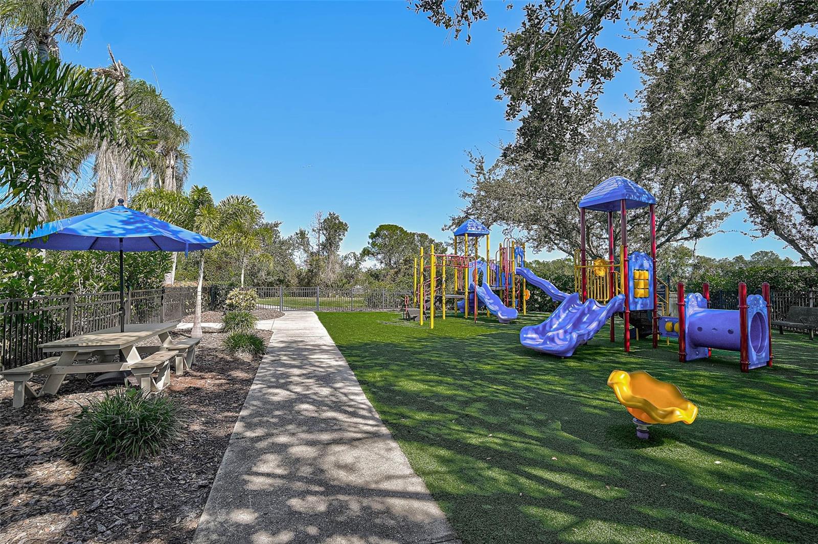 Image 30 of 34 For 7815 Ashley Circle