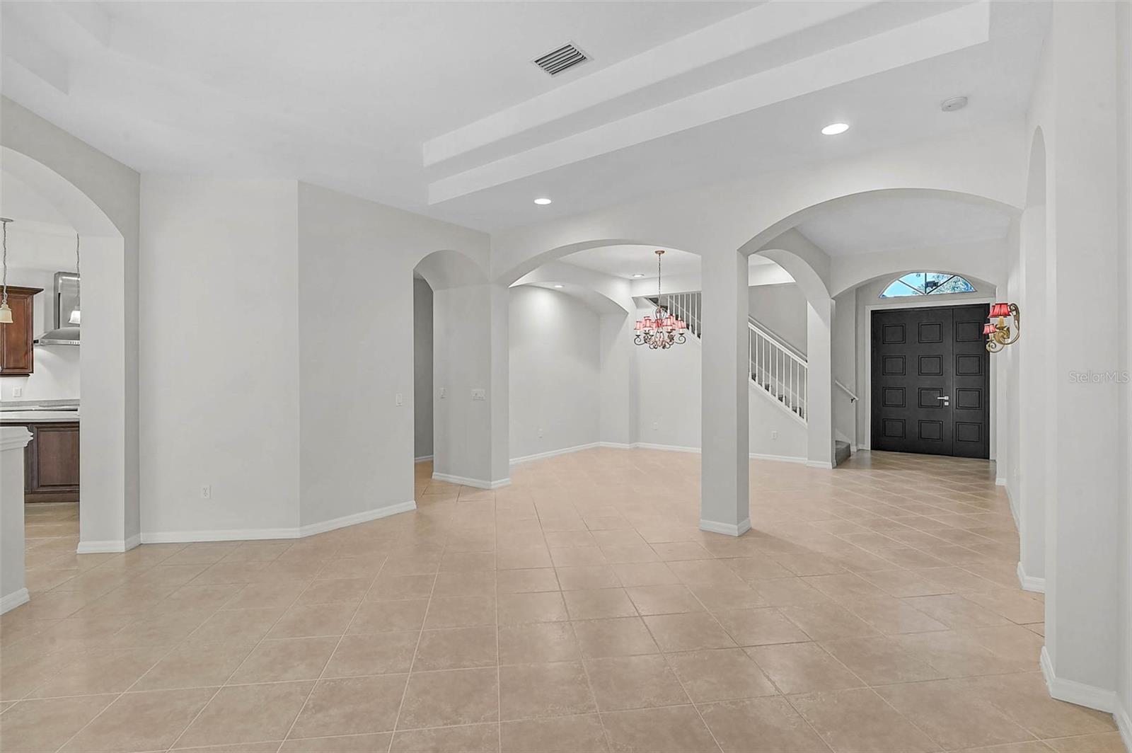 Image 4 of 34 For 7815 Ashley Circle