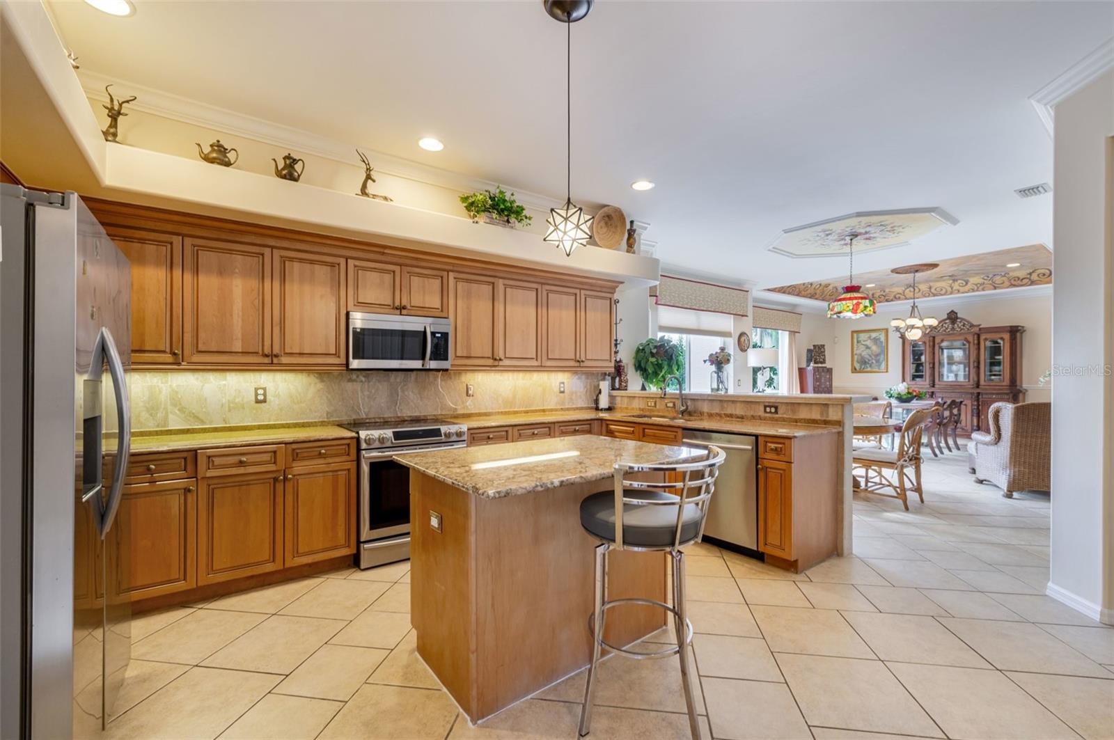 Image 16 of 82 For 13881 Blenheim Trail Road