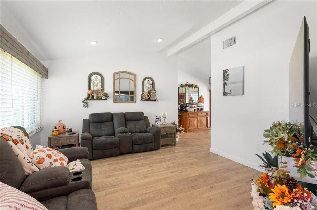 Image 17 of 50 For 4629 Thomas Hoby Place