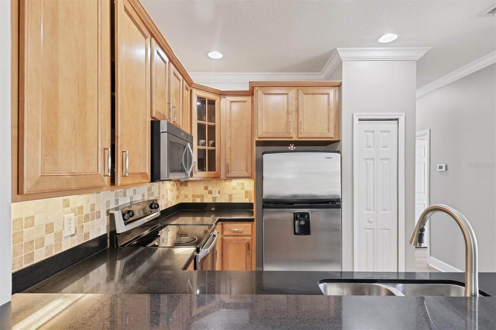 Image 13 of 35 For 7912 Limestone Lane 19-202