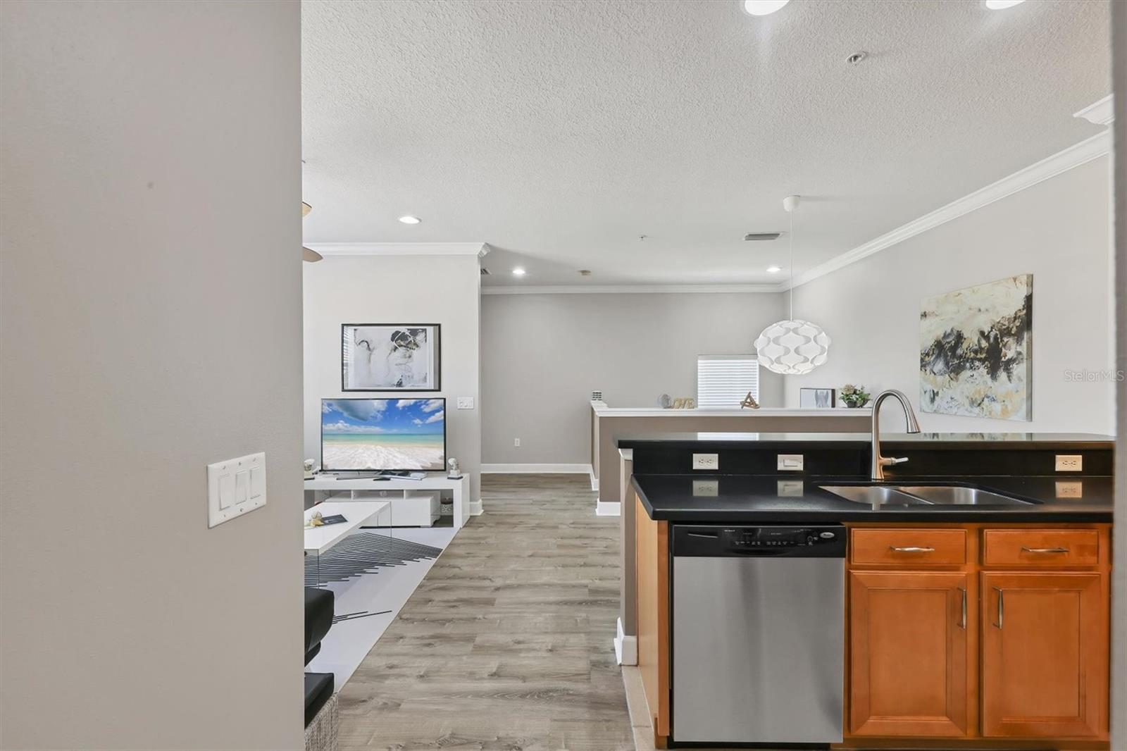 Image 14 of 35 For 7912 Limestone Lane 19-202