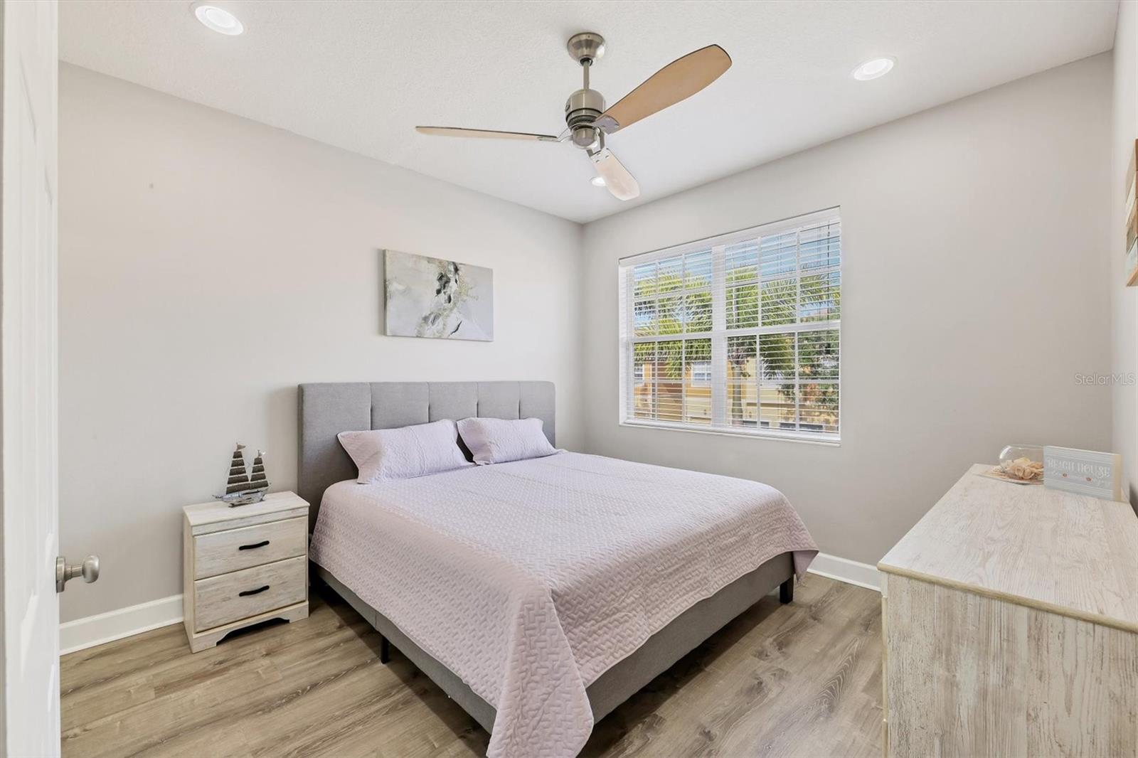 Image 18 of 35 For 7912 Limestone Lane 19-202