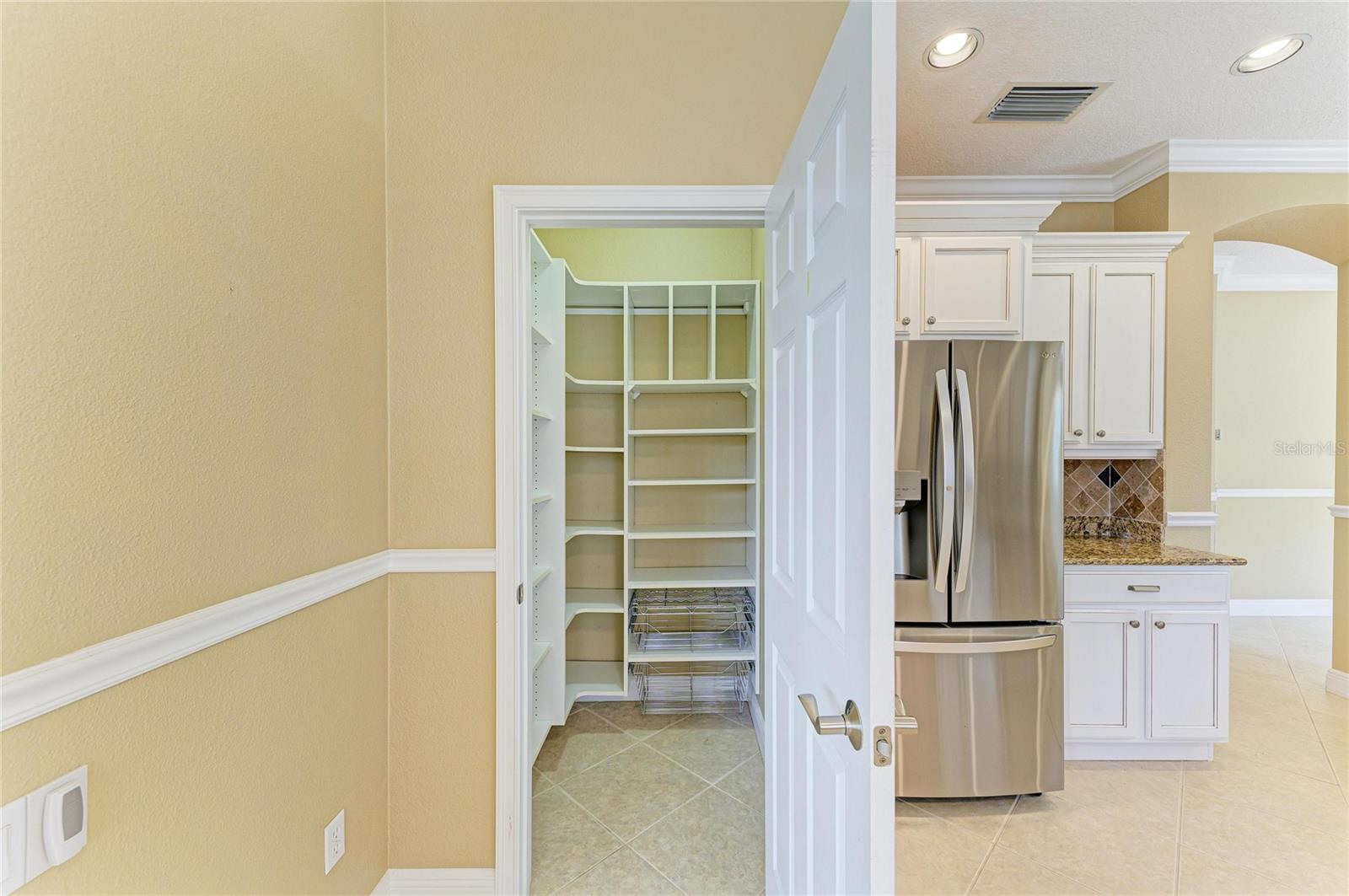 Image 10 of 65 For 6560 Moorings Point Circle 202