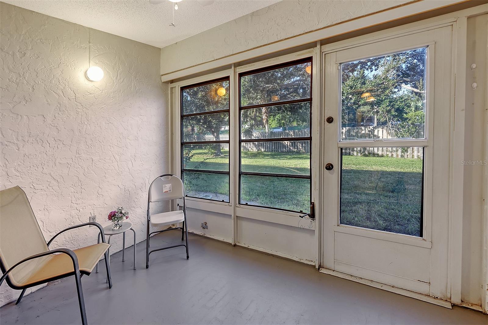 Image 16 of 49 For 2808 60th Avenue W 1904