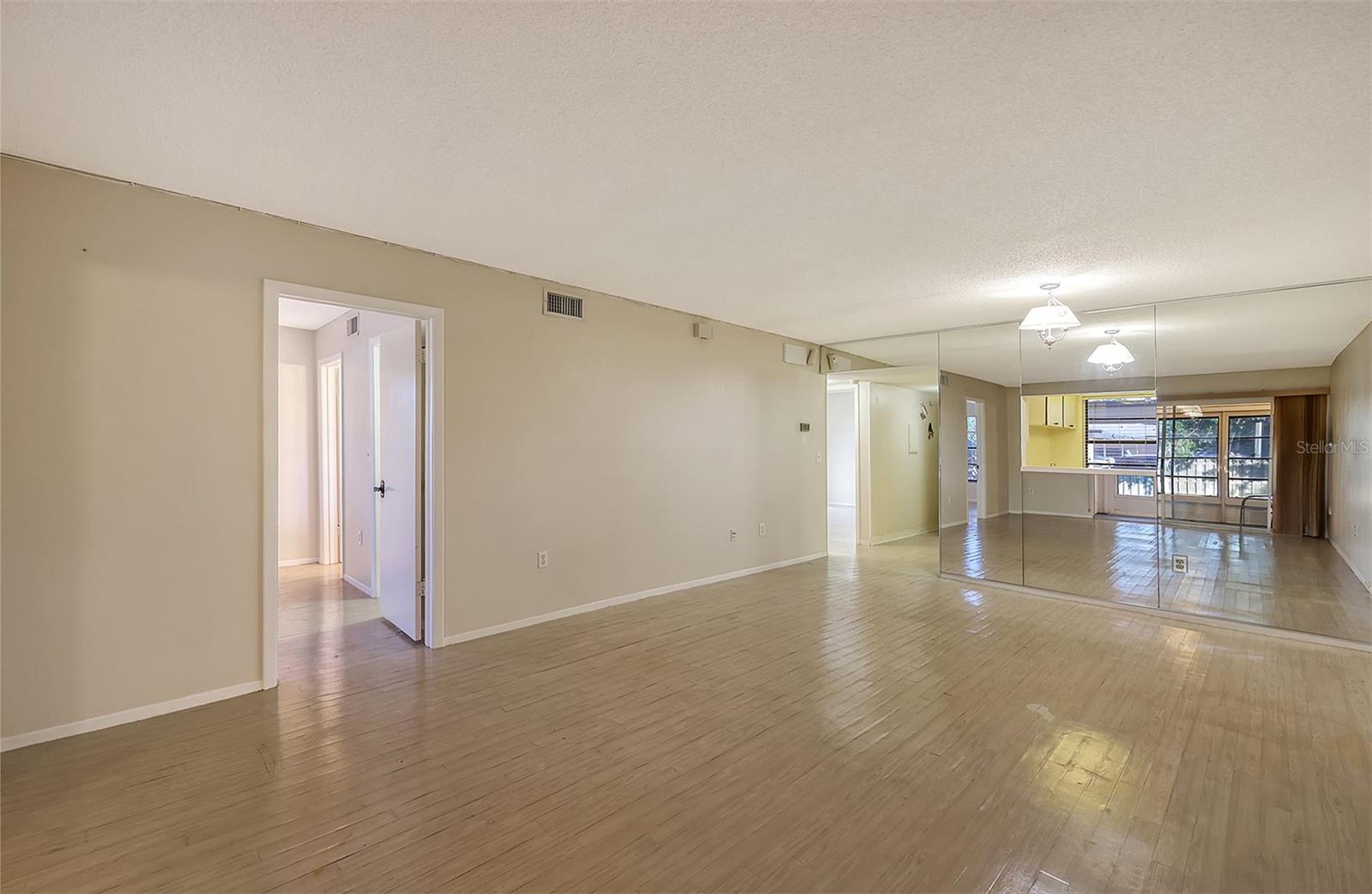 Image 5 of 49 For 2808 60th Avenue W 1904