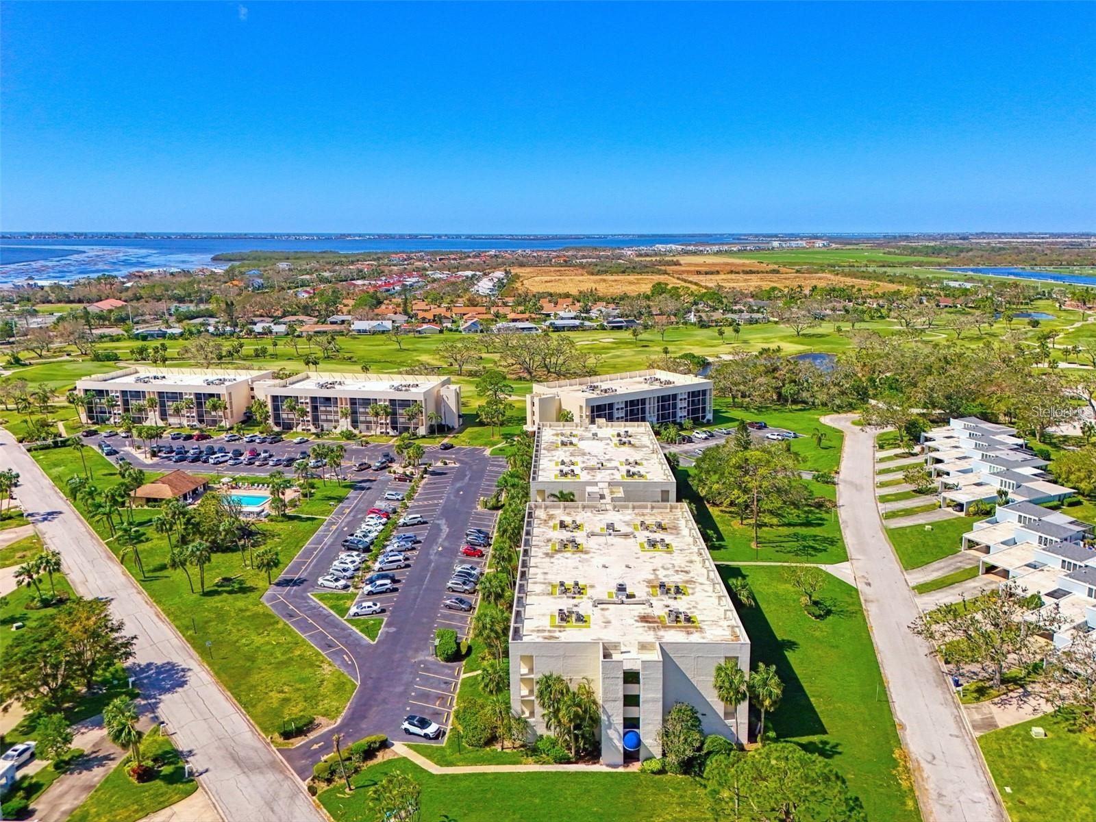 Image 20 of 24 For 6114 43rd Street W 407e