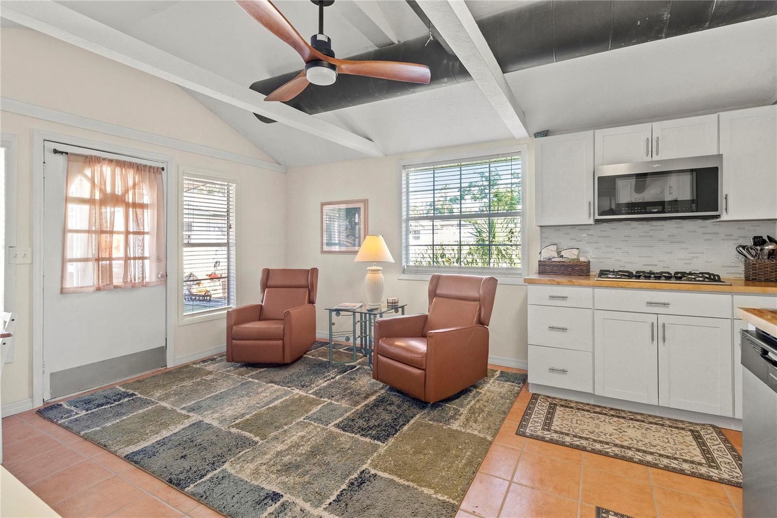 Image 23 of 34 For 2813 Avenue E