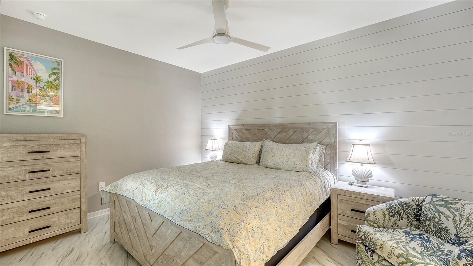 Image 22 of 89 For 17655 Opal Sand Drive 302