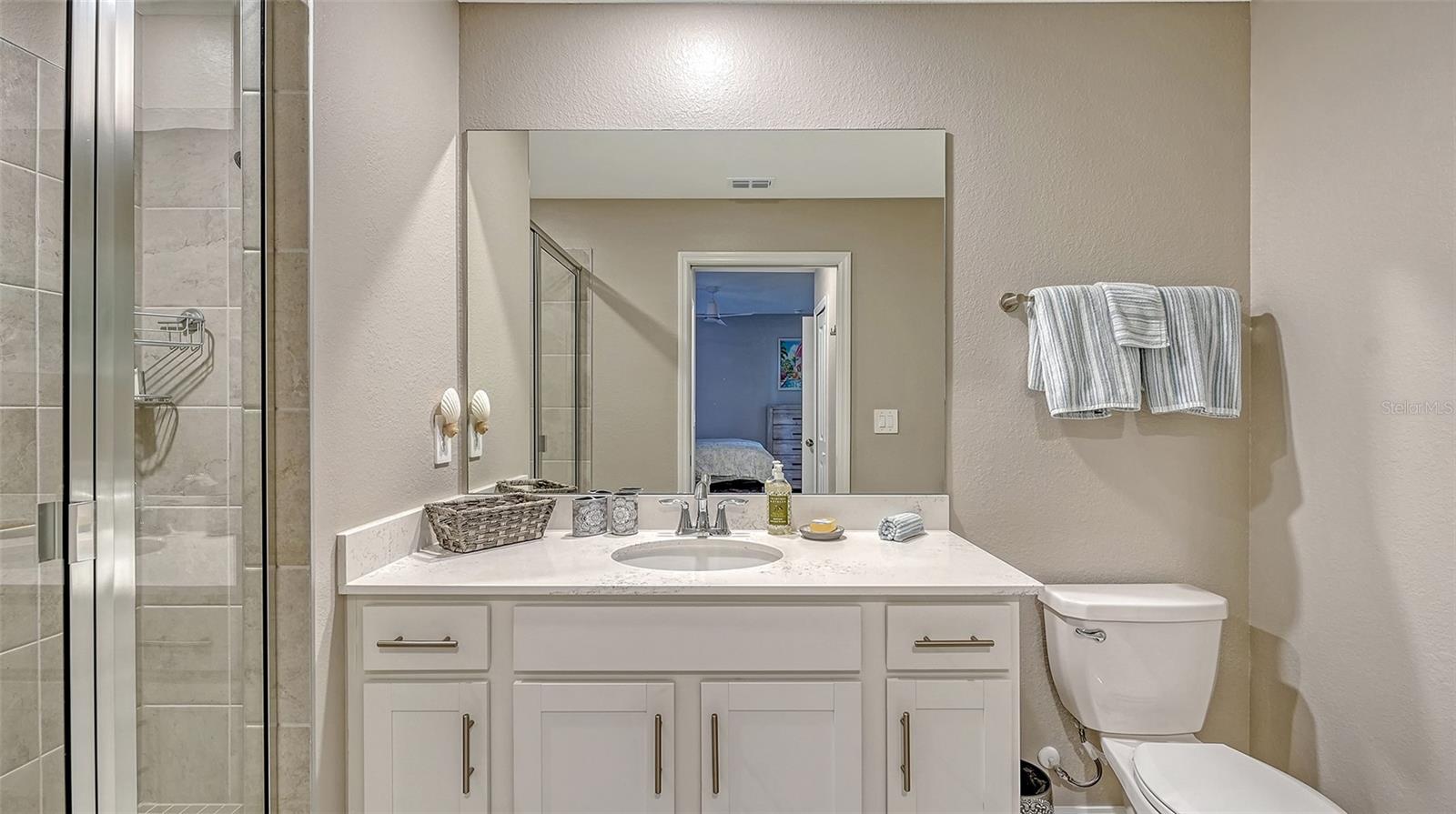 Image 26 of 89 For 17655 Opal Sand Drive 302