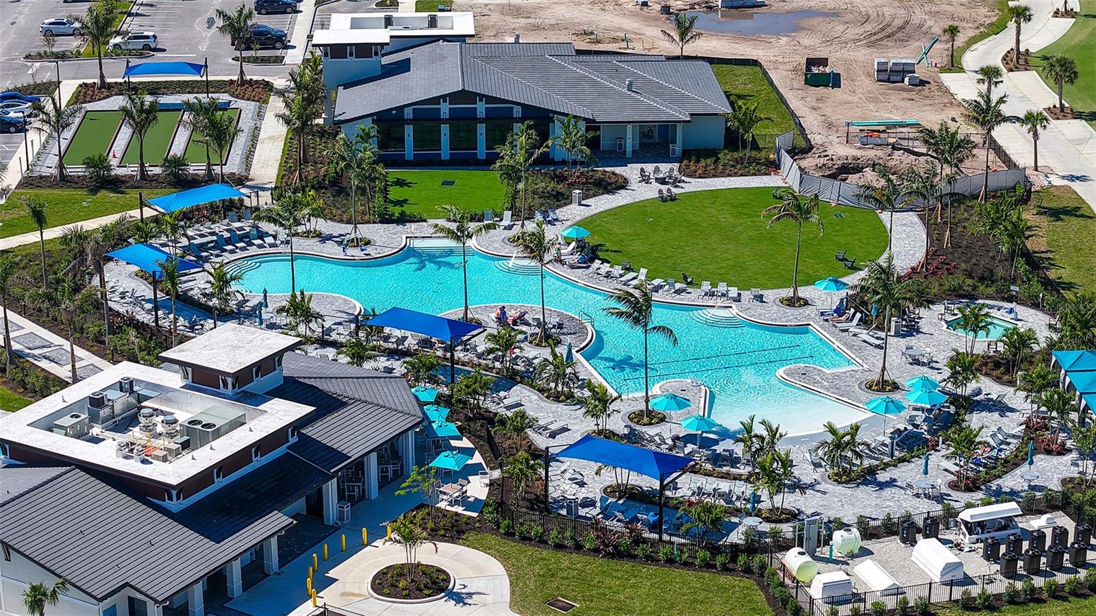 Image 36 of 89 For 17655 Opal Sand Drive 302