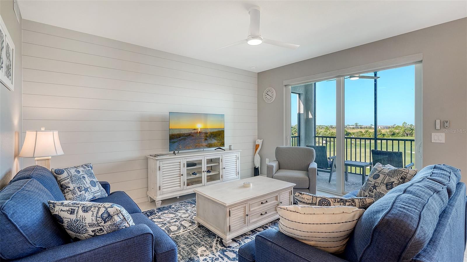 Image 7 of 89 For 17655 Opal Sand Drive 302