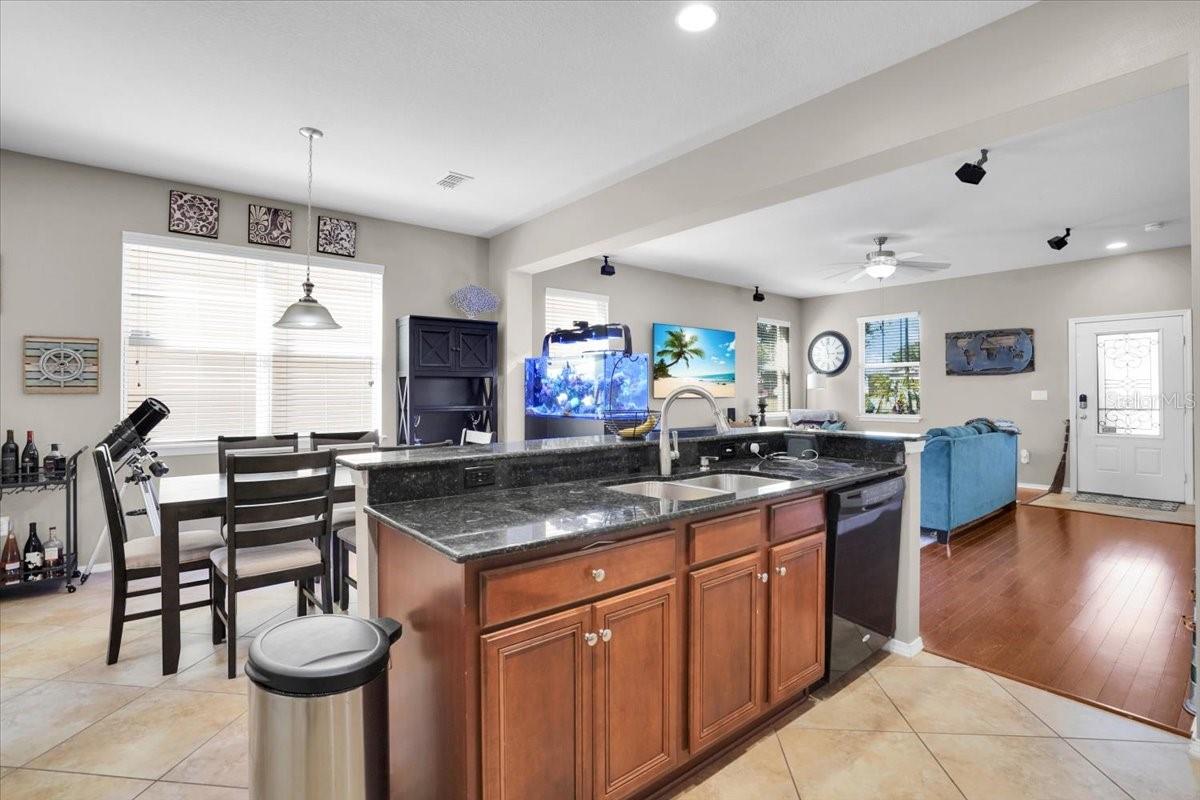 Image 14 of 38 For 9207 English Oaks Lane