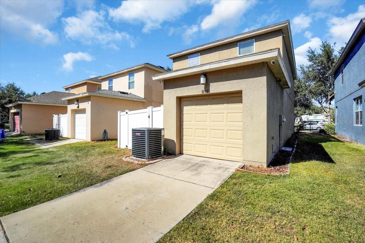 Image 31 of 38 For 9207 English Oaks Lane