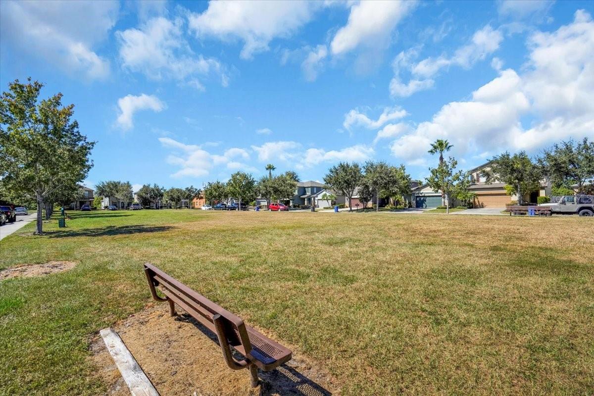 Image 33 of 38 For 9207 English Oaks Lane