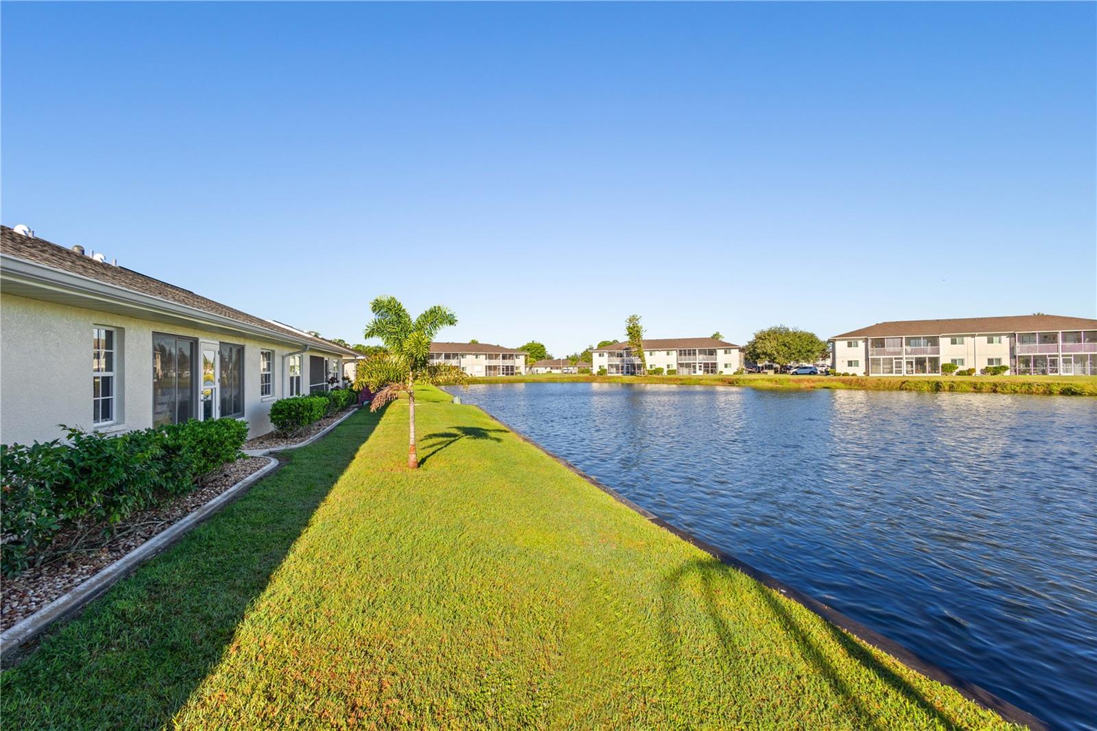 Image 21 of 28 For 12454 Kingsway Circle 202