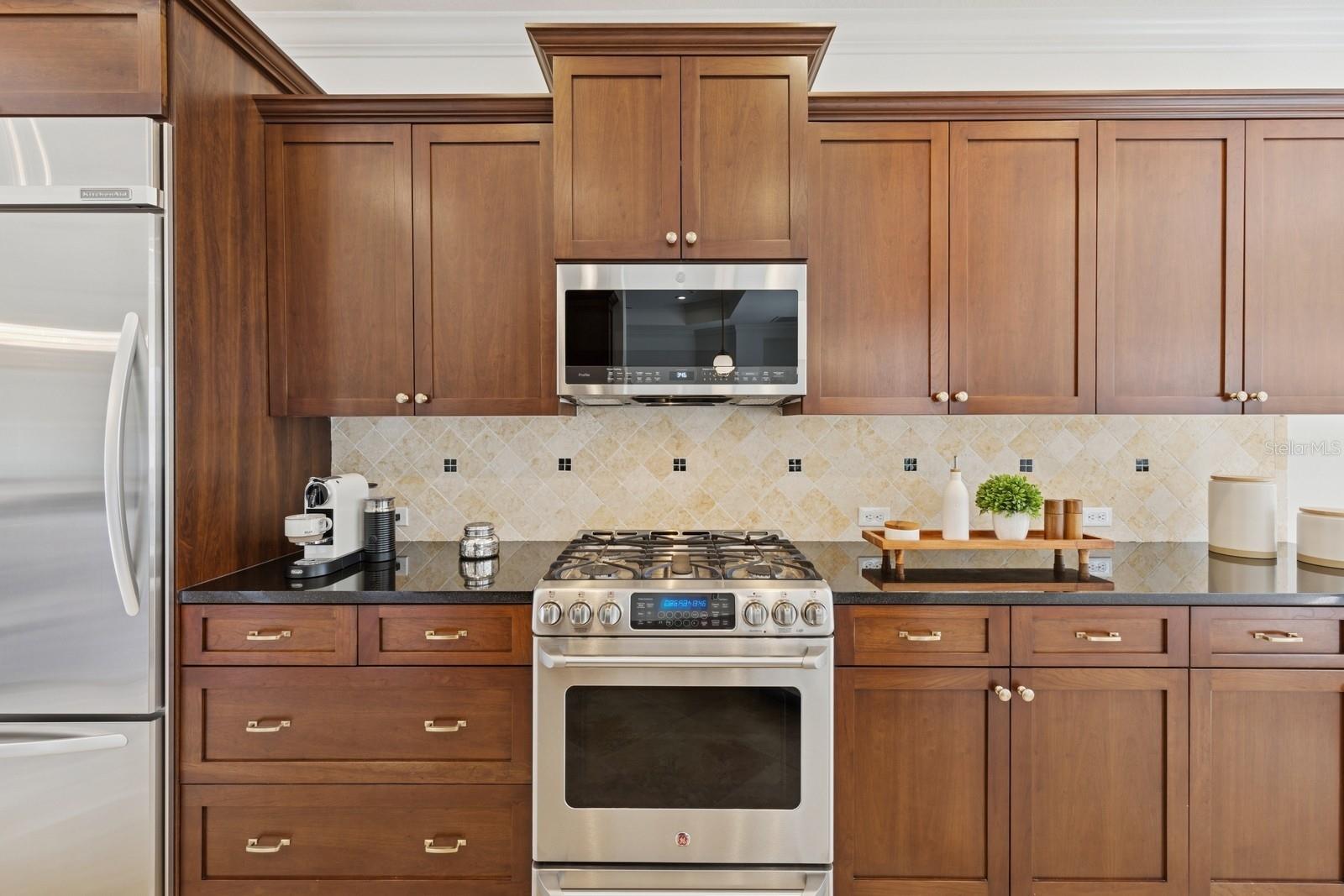 Image 16 of 72 For 14614 Newtonmore Lane