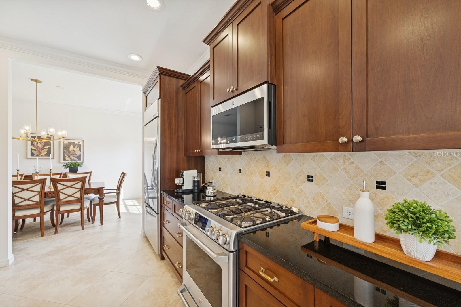 Image 18 of 72 For 14614 Newtonmore Lane