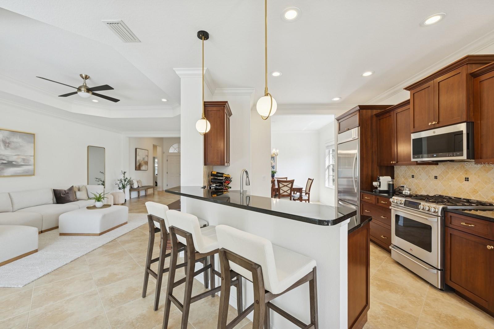 Image 19 of 72 For 14614 Newtonmore Lane