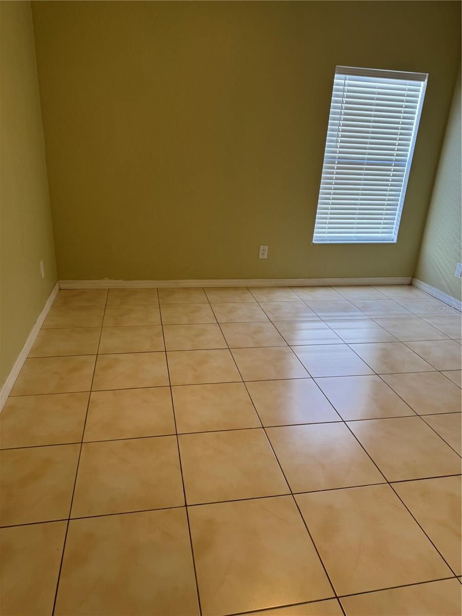 Image 10 of 14 For 2322 29th Avenue E