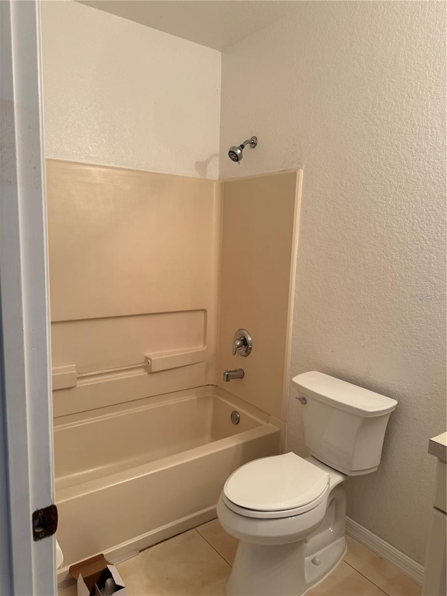 Image 11 of 14 For 2322 29th Avenue E