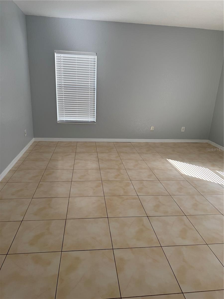 Image 12 of 14 For 2322 29th Avenue E