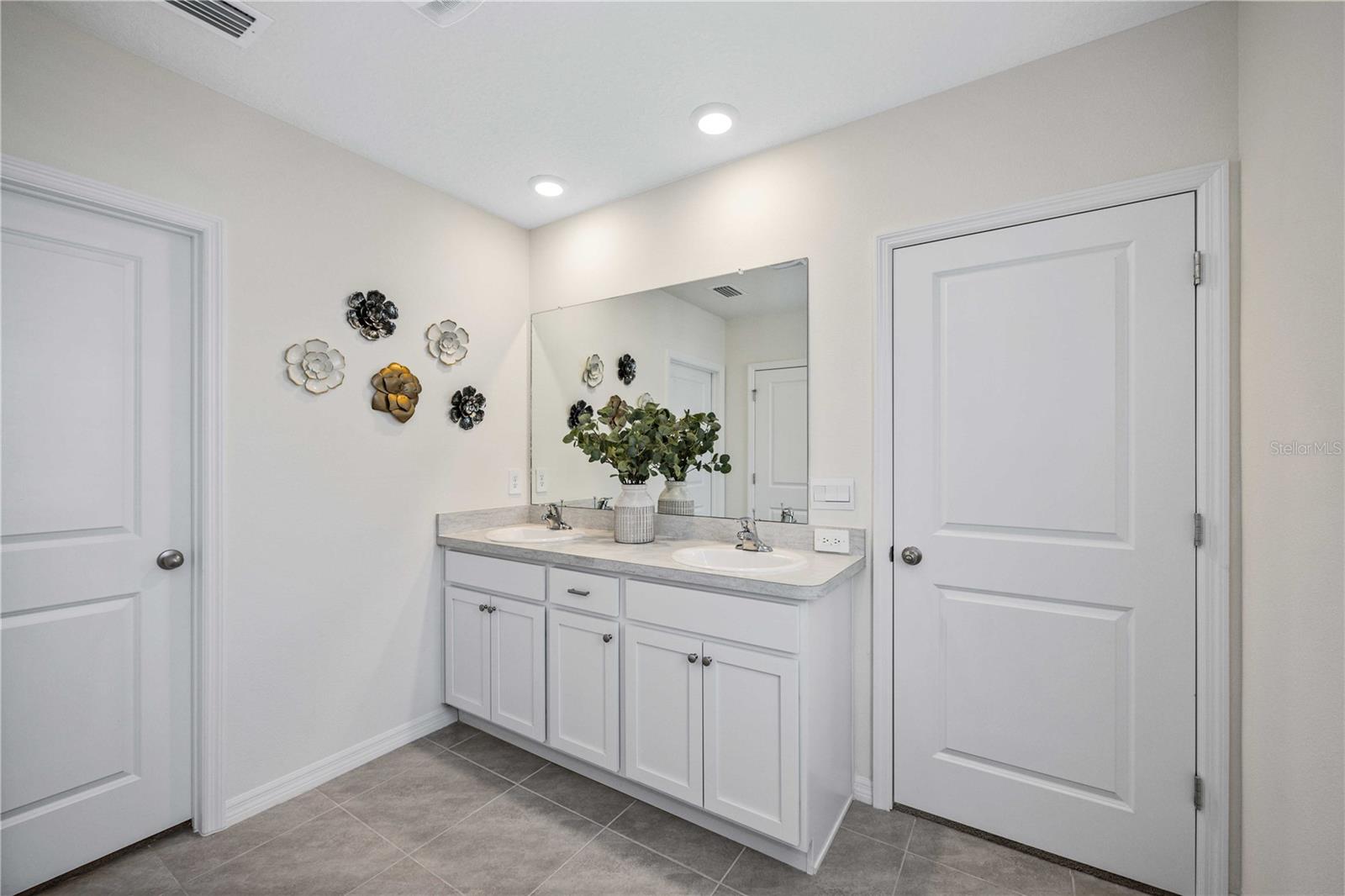 Image 27 of 63 For 5215 Montelena Cove