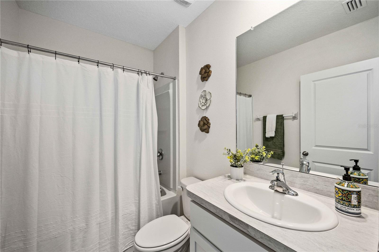 Image 32 of 63 For 5215 Montelena Cove