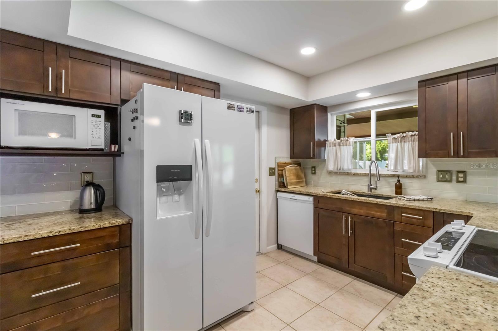 Image 10 of 30 For 3845 Gatewood Drive
