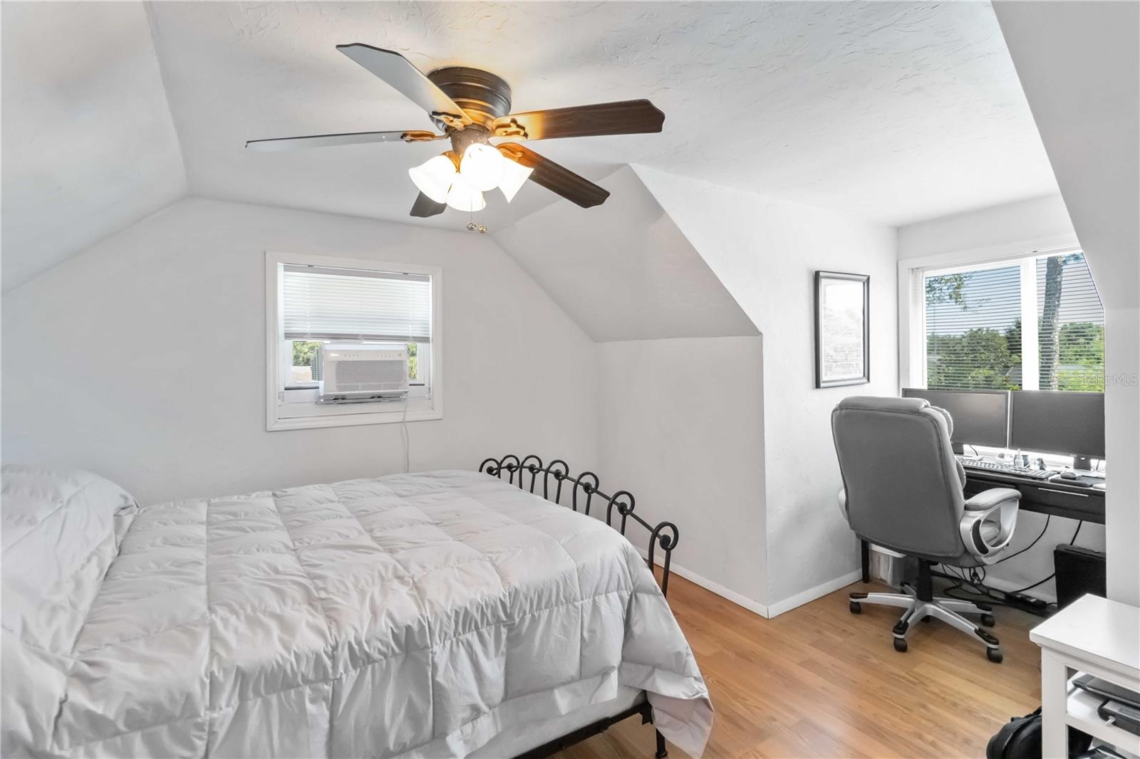 Image 17 of 30 For 3845 Gatewood Drive