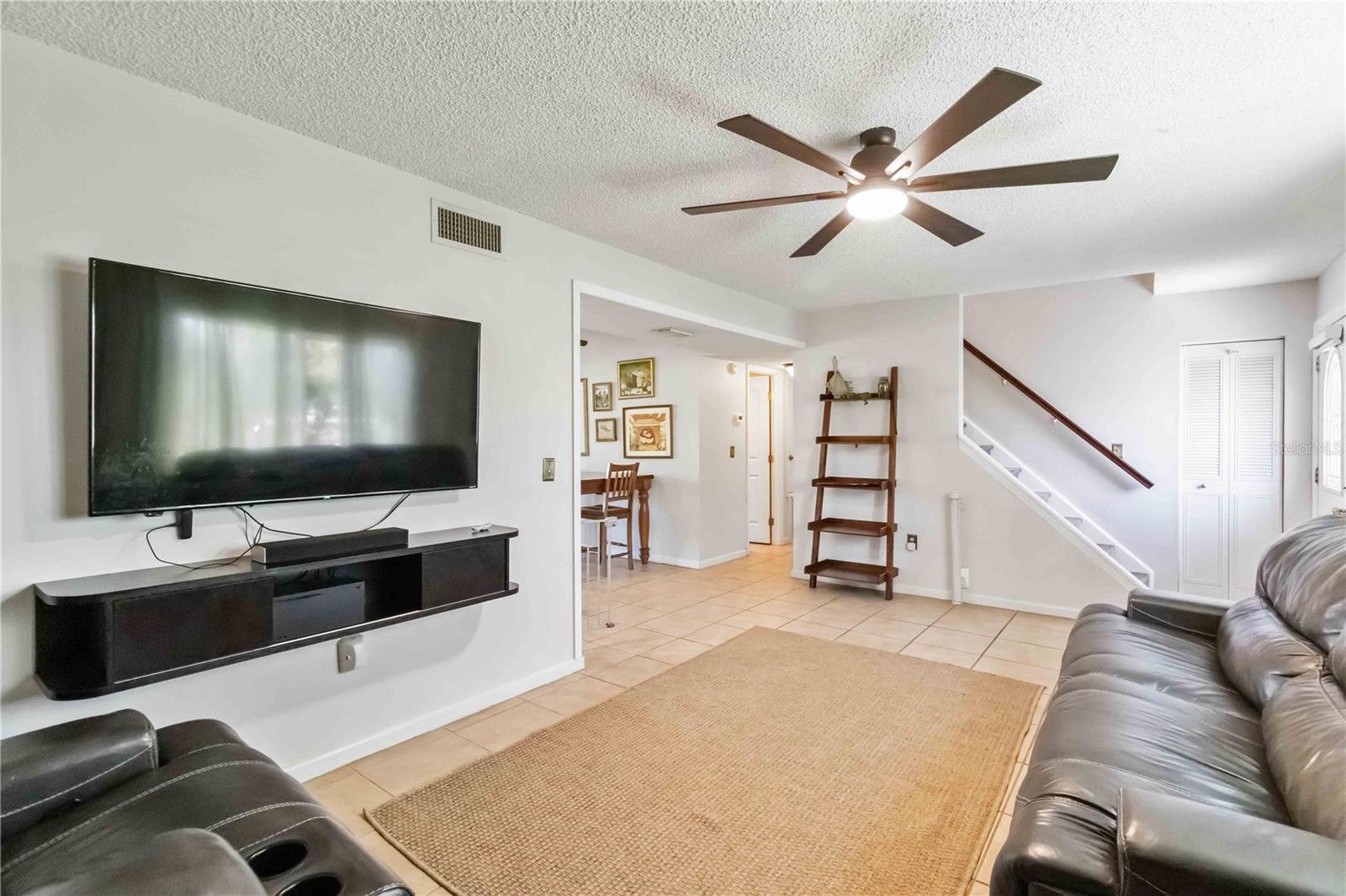 Image 6 of 30 For 3845 Gatewood Drive