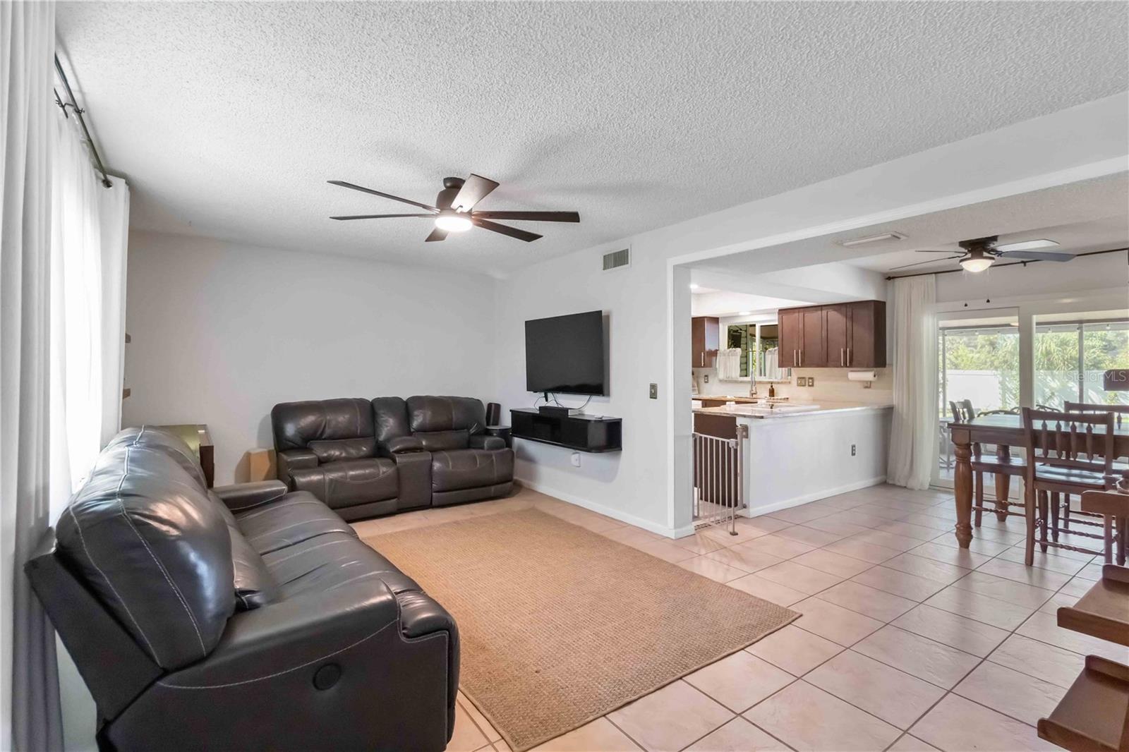 Image 7 of 30 For 3845 Gatewood Drive