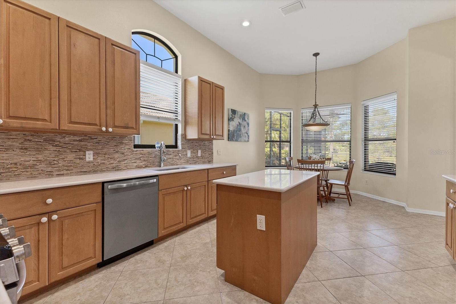 Image 22 of 86 For 13861 Siena Loop