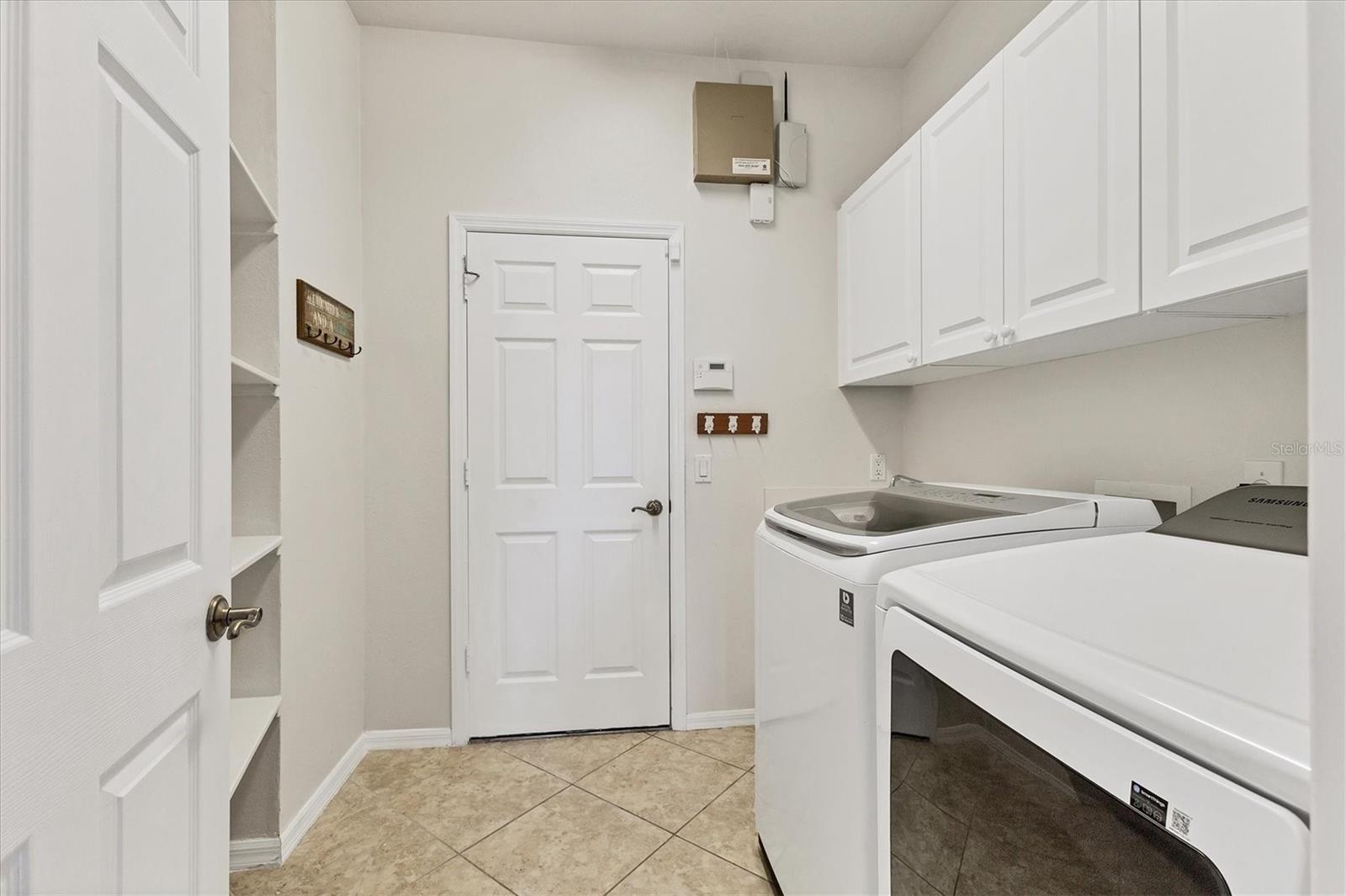 Image 35 of 86 For 13861 Siena Loop