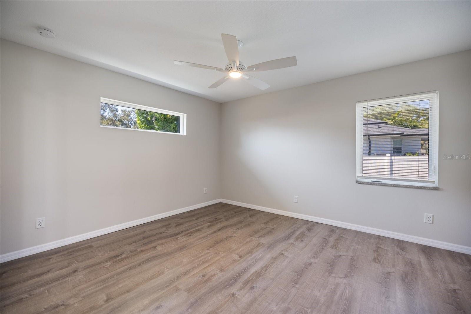 Image 17 of 43 For 163 Pennsylvania Avenue