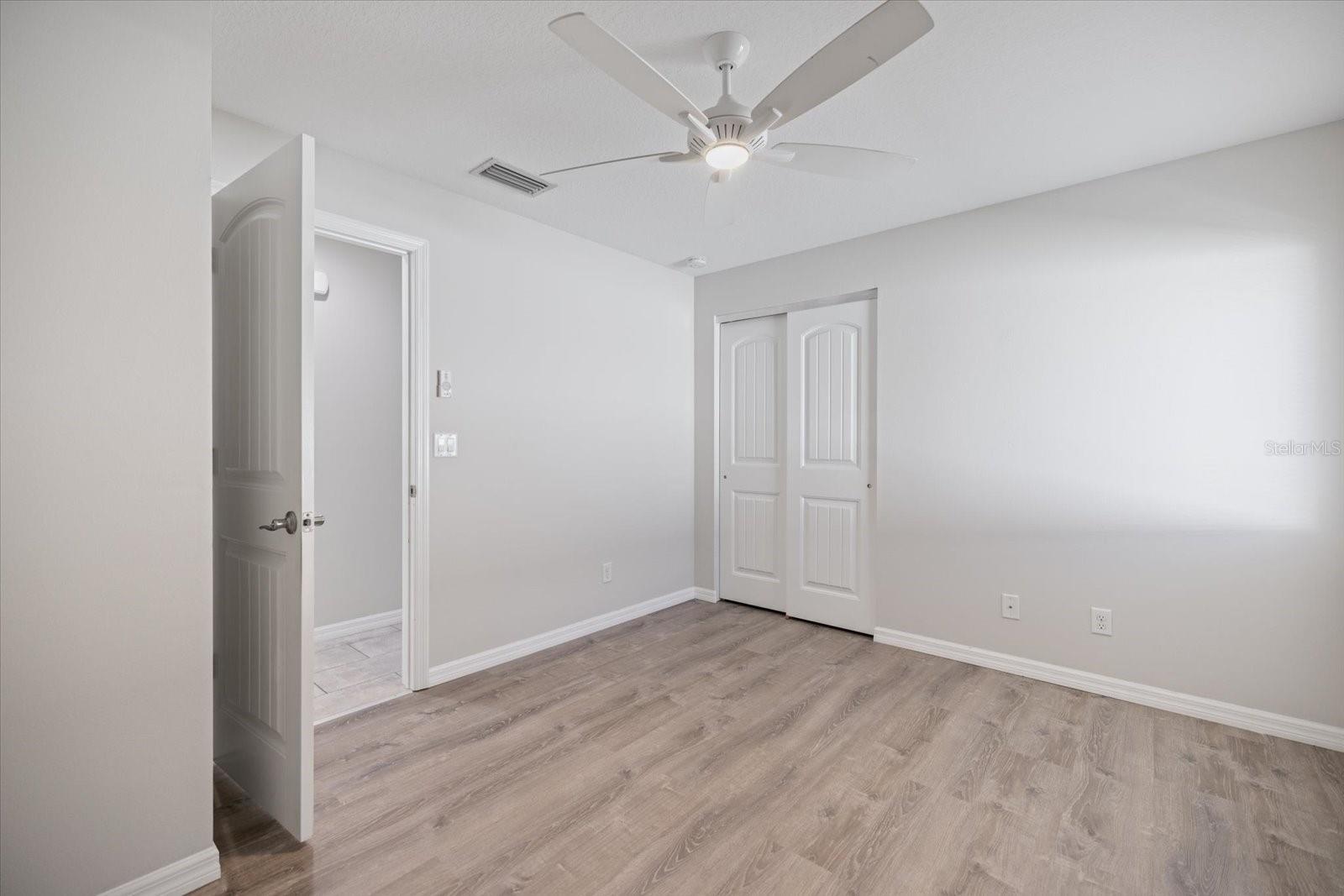 Image 23 of 43 For 163 Pennsylvania Avenue