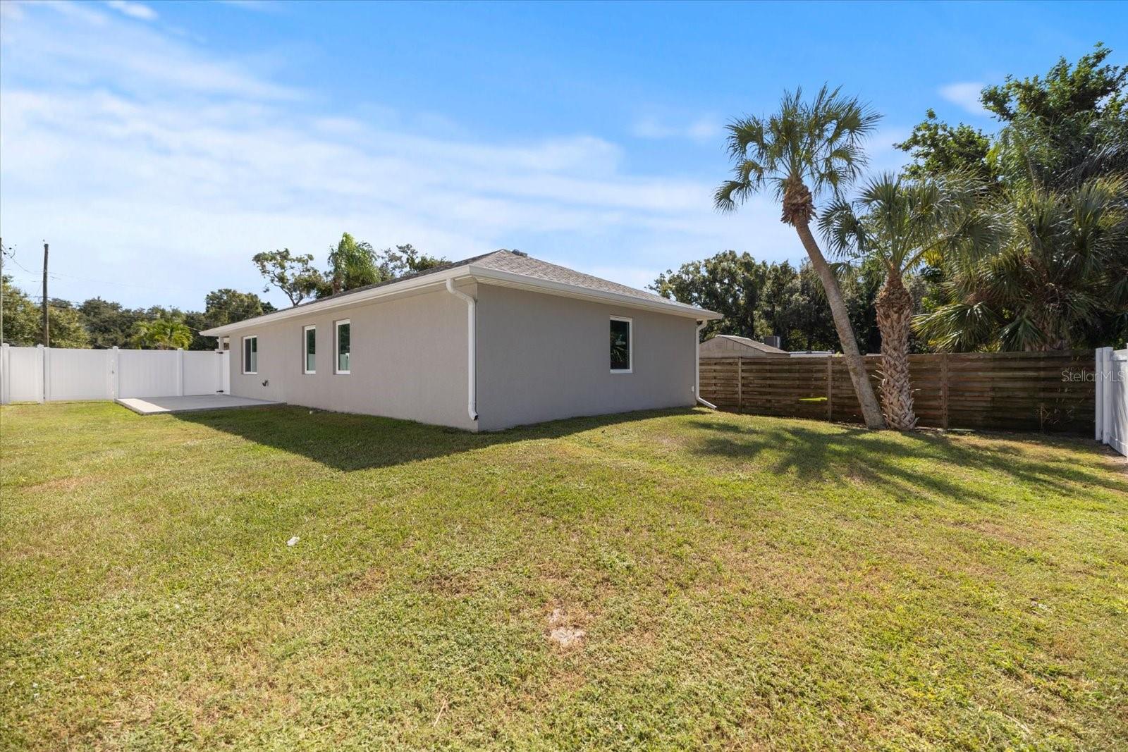 Image 35 of 43 For 163 Pennsylvania Avenue