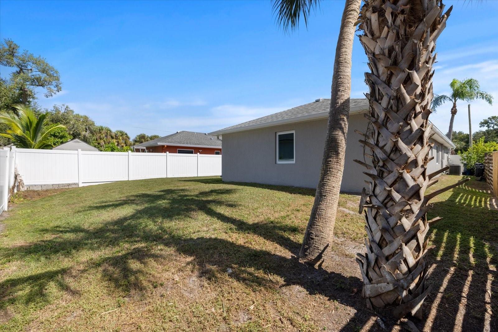 Image 36 of 43 For 163 Pennsylvania Avenue