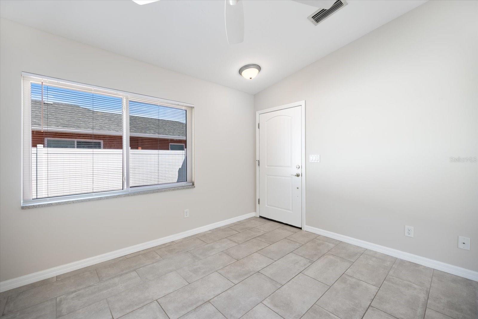 Image 4 of 43 For 163 Pennsylvania Avenue