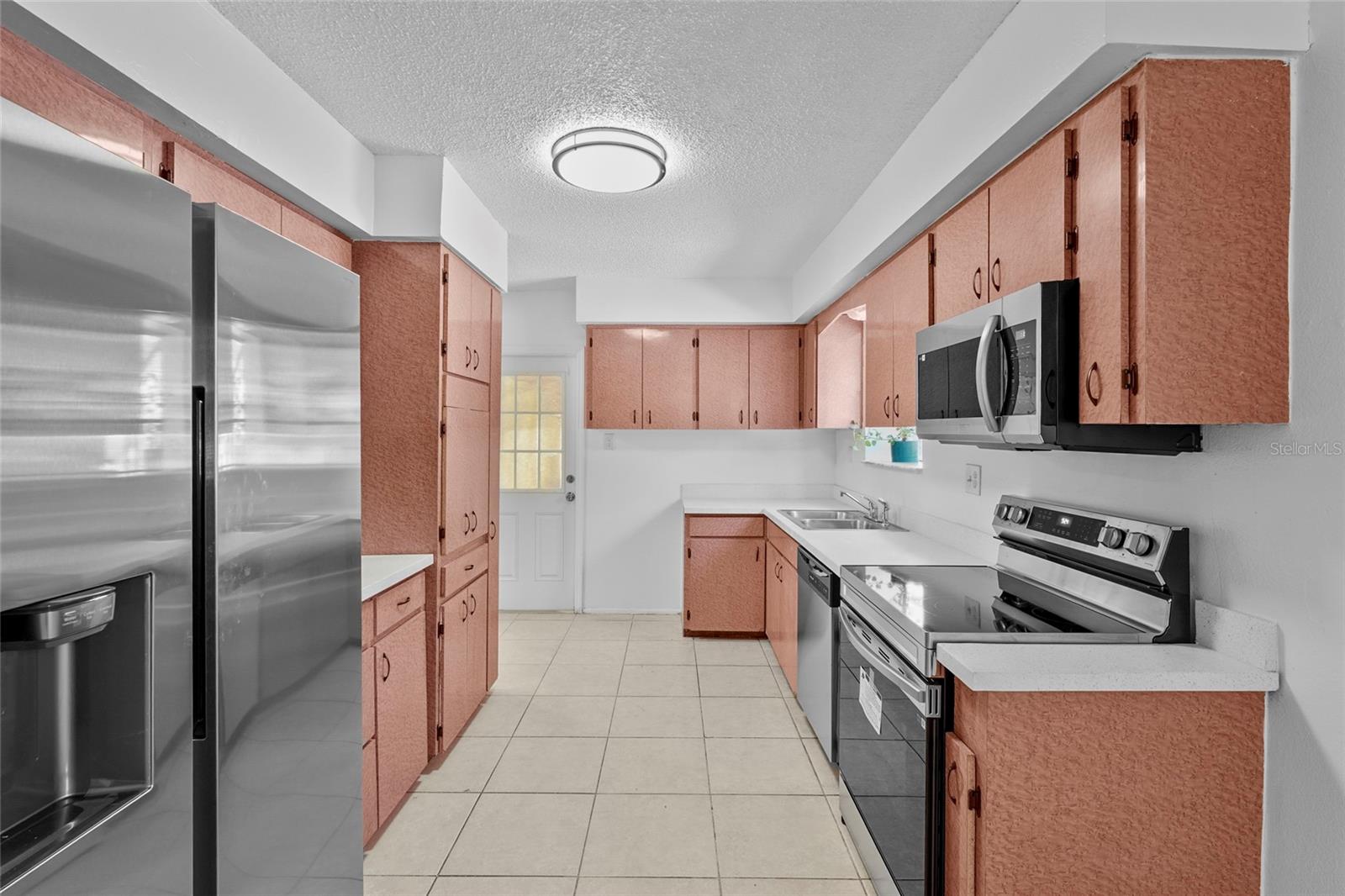 Image 3 of 37 For 1903 24th Street