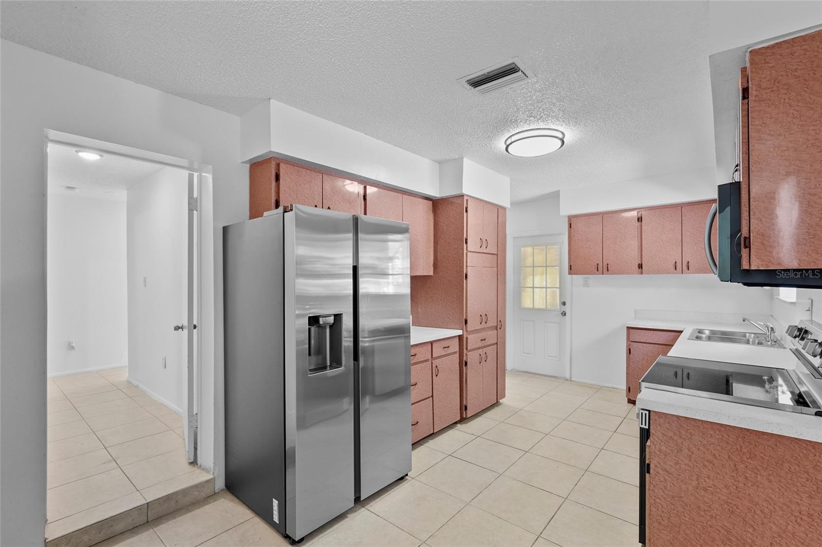 Image 4 of 37 For 1903 24th Street