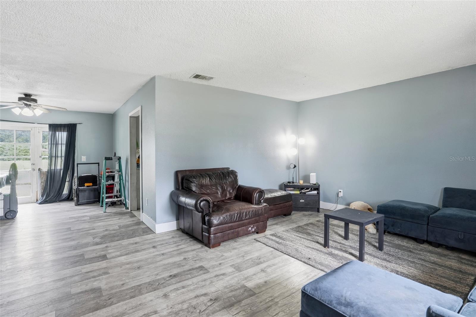 Image 5 of 22 For 4005 Sunflower Circle