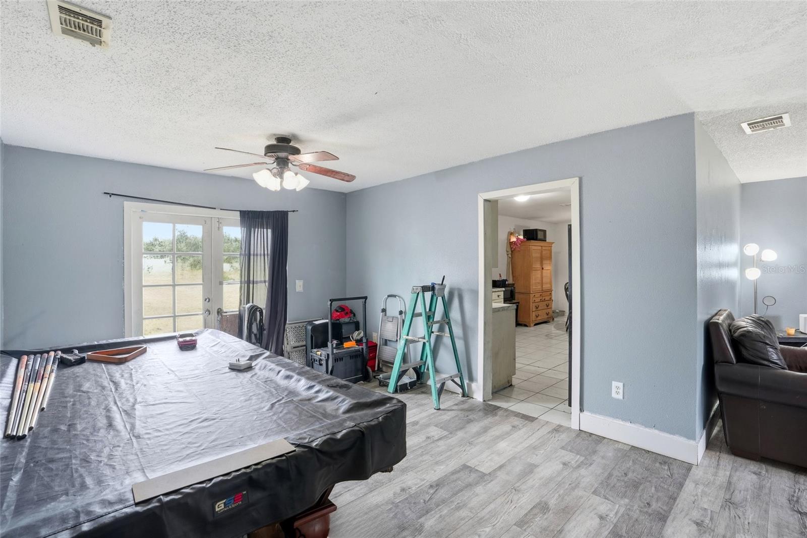 Image 8 of 22 For 4005 Sunflower Circle