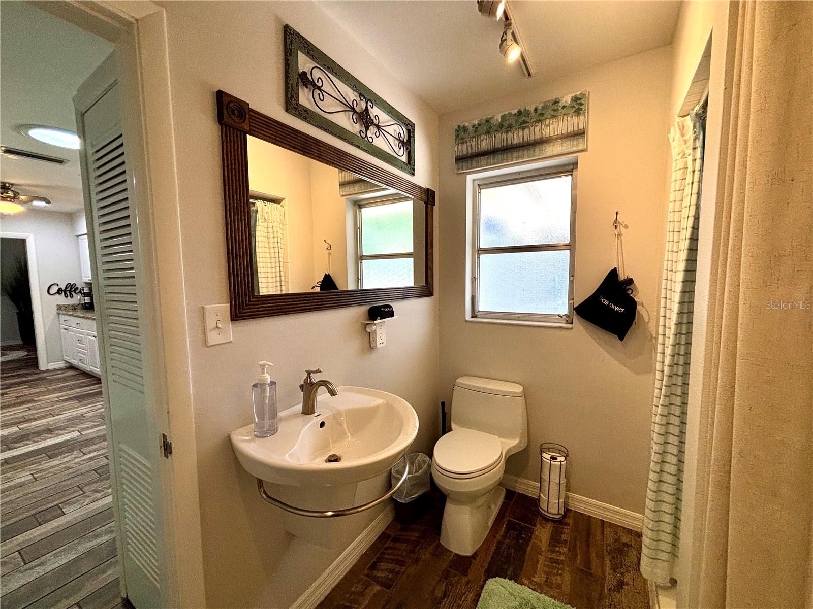 Image 34 of 45 For 1214 21st Street W