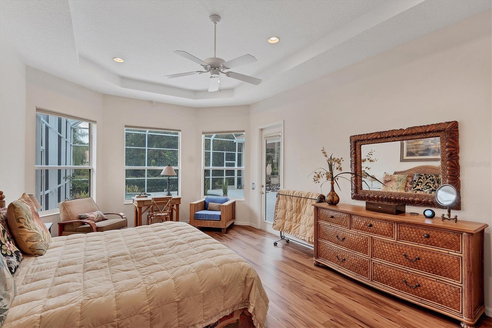 Image 17 of 52 For 6922 Stanhope Place