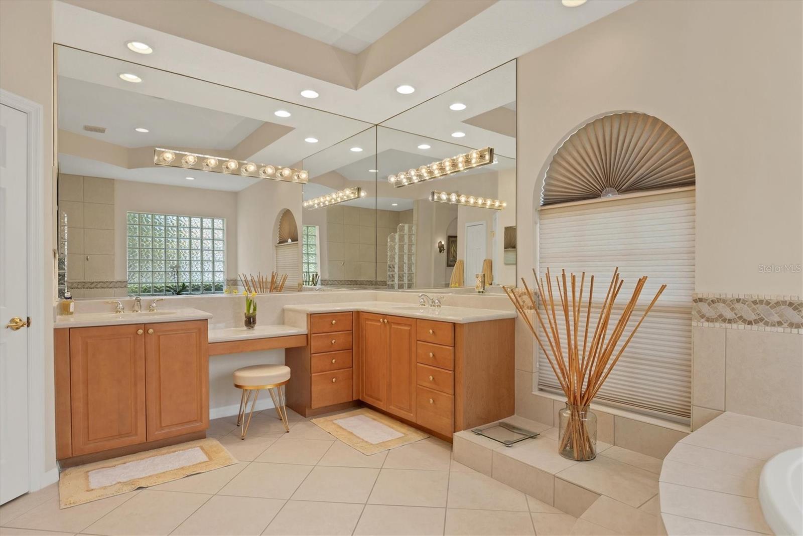 Image 20 of 52 For 6922 Stanhope Place