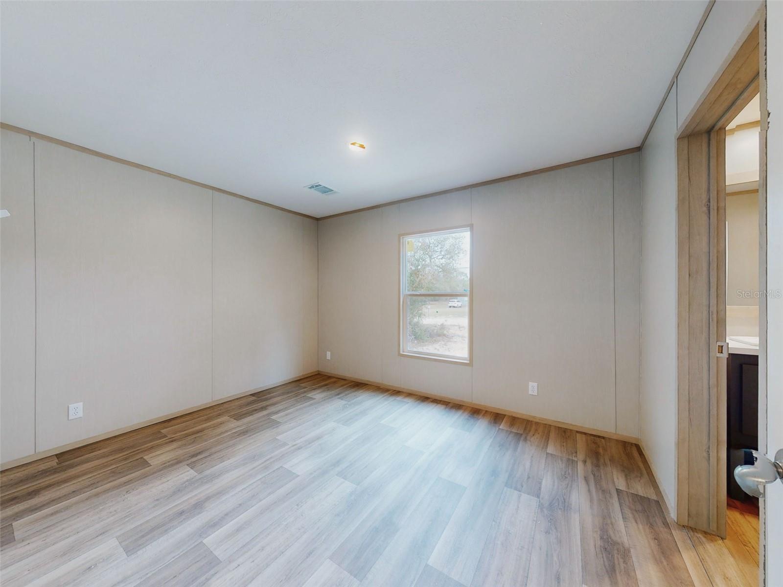 Image 17 of 35 For 5790 County Road 214