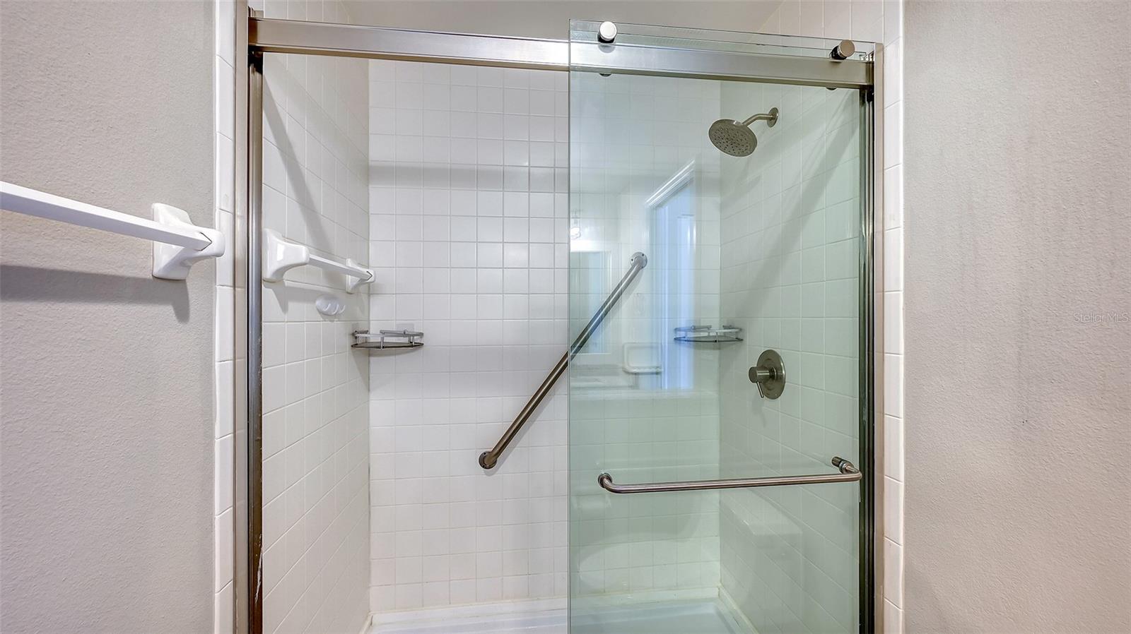 Image 32 of 64 For 4207 Caddie Drive E 104